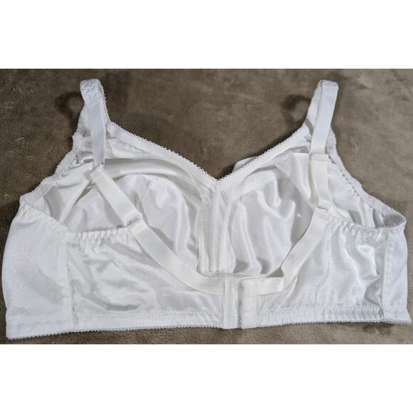 Secret Treasures No Wire Free 5411 Bra Plus Size 42D 42 D White Rear Close - Picture 2 of 3